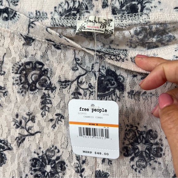 Free People Layered in Lace Sheer Leggings Size Small in Ivory Combo NWT - Picture 7 of 10